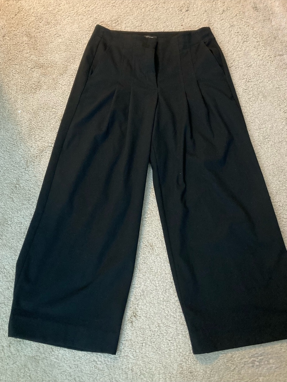 Banana Republic Black Wide-Leg Women's Trousers